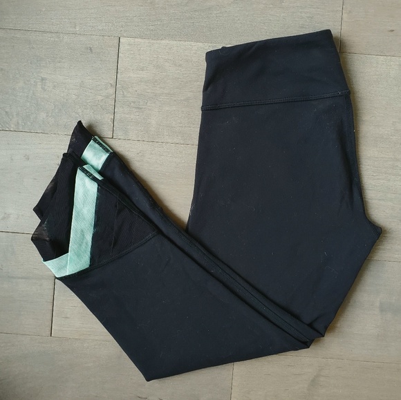 Lululemon crops wunder under mesh - Picture 2 of 2